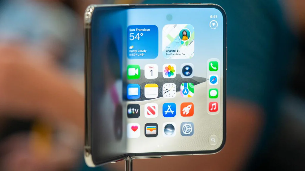 Apple iPhone Duo Sale Begins in India Today