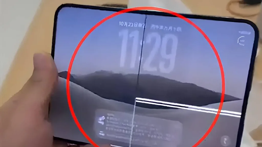 Apple iPhone Duo Screen Crack Issue